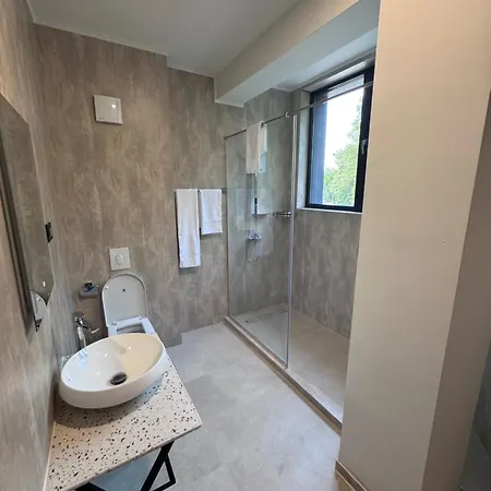 מלון Hotel Eforie Nord אפורי נורד