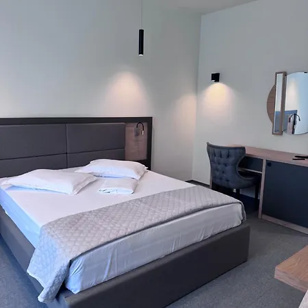 מלון Hotel Eforie Nord 3*