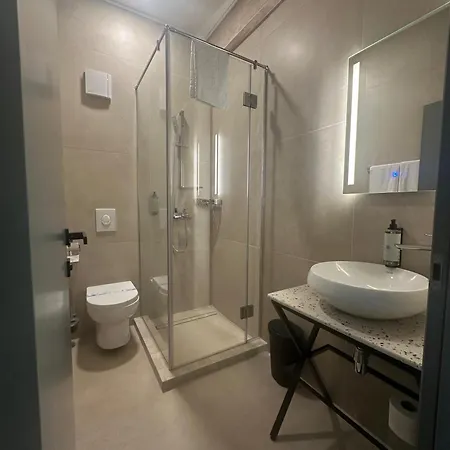 מלון Hotel Eforie Nord אפורי נורד