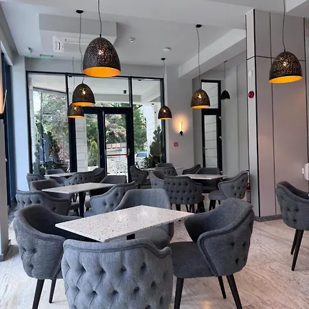 מלון Hotel Eforie Nord אפורי נורד