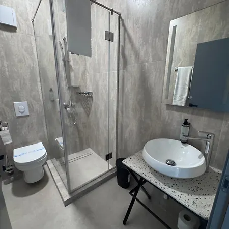 Hotel Eforie Nord מלון 3*