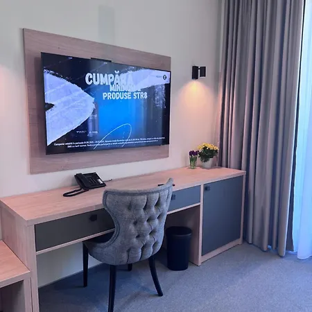 Hotel Eforie Nord 3* אפורי נורד